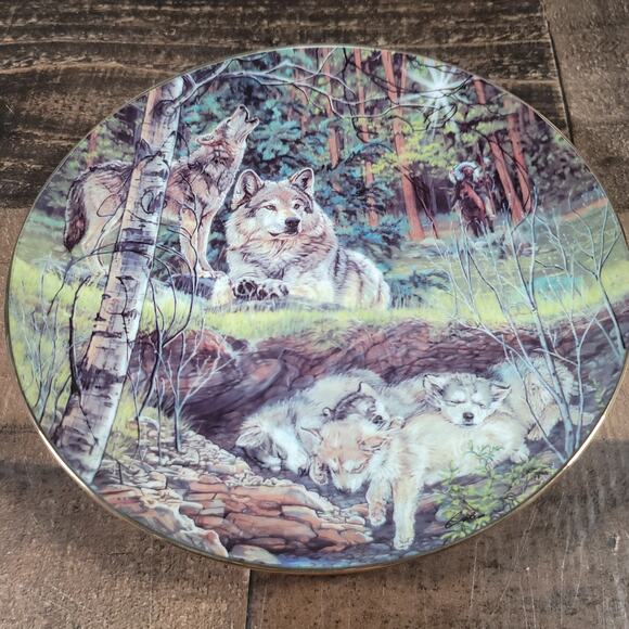 Hints Of Spring- Wolf Porcelain Plate + masterpiece Buck figure - Picture 6 of 9